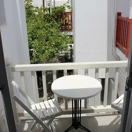 Christina Guest house 3*