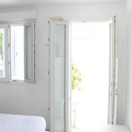 استوديوهات كريستينا 4* Mykonos Town